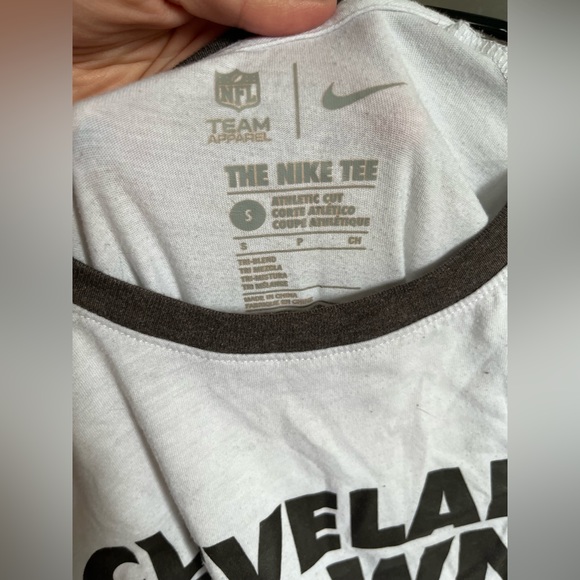 Cle Browns Baseball Tee - Picture 2 of 4